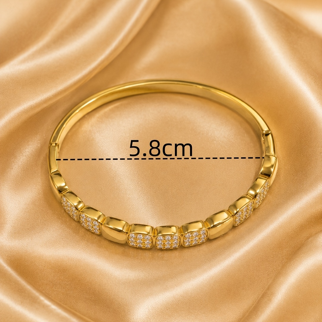 Women's Minimalist Plated Bracelet with Elegant Buckle Clasp